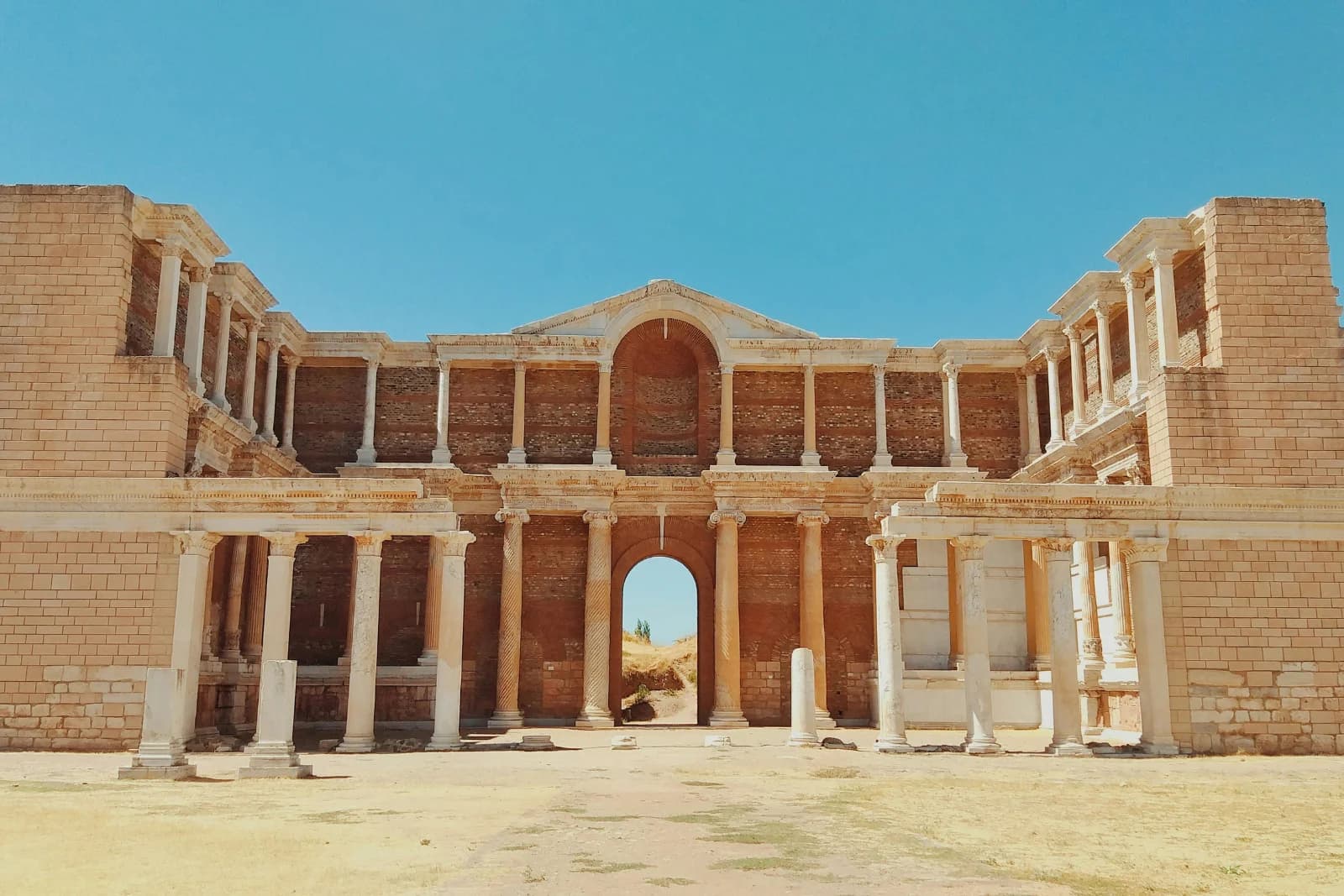 Güzelyurt Mahallesi